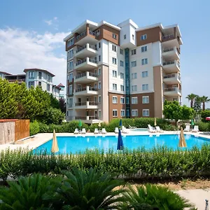 Lägenhetshotell River Park Lara, Antalya